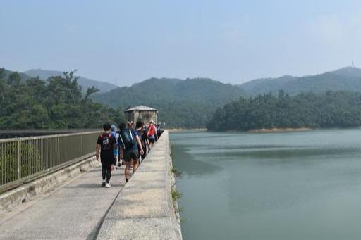 夏季準備這些物品清單,讓你大熱天去戶外爬山輕輕松松