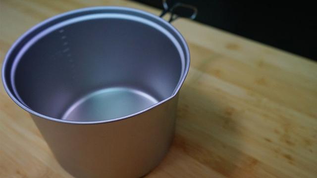 戶外野餐,怎么選擇好看又好用的登山爐頭和鍋具呢?