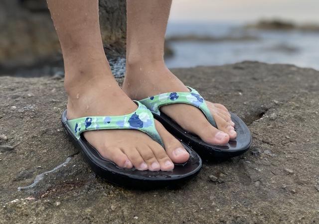 哪雙運動拖鞋最值得買?這雙OOFOS拖鞋你了解下