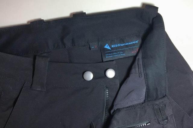 看測評買好貨,攀山鼠klattermusen耐磨登山長褲體驗