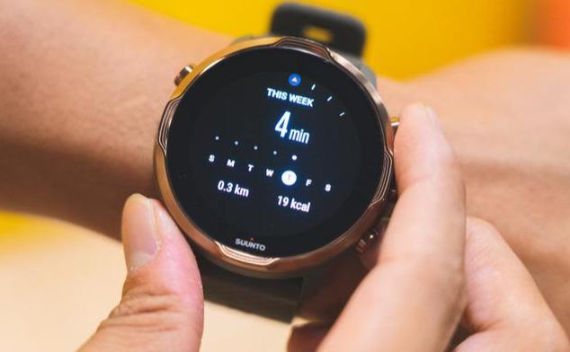 頌拓Suunto7智能手表開箱分享,簡約與滿足日常的Wear OS系統