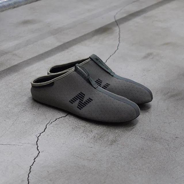 SnowPeak(雪峰)聯(lián)名NEW BALANCE(新百倫),野營(yíng)釣魚一鞋三穿不是問題