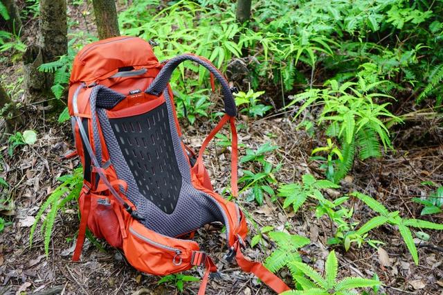 重裝徒步三日活動，戶外鞋、背包和羊毛衣襪測評體驗