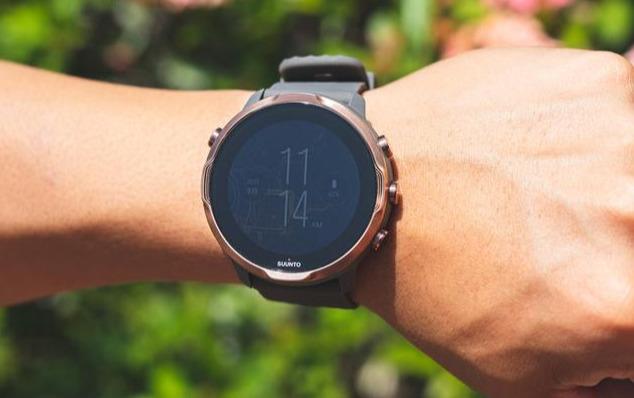 頌拓Suunto7智能手表開箱分享,簡約與滿足日常的Wear OS系統