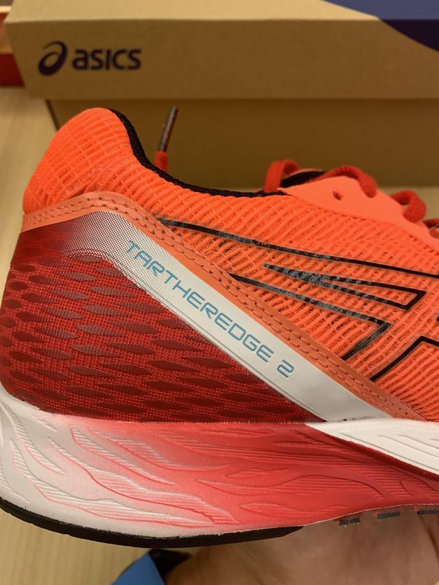 亞瑟士Ascis虎走跑鞋再升級,Tartheredge 2開箱及體驗