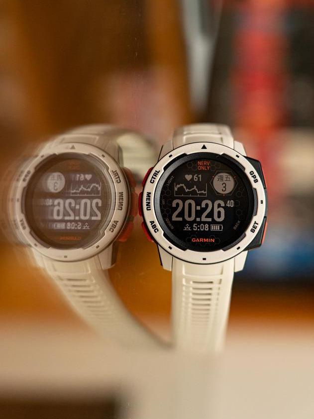 Garmin佳明Instinct聯手新世紀福音戰士聯名款手表開箱分享