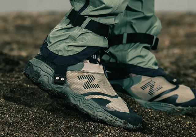 SnowPeak(雪峰)聯(lián)名NEW BALANCE(新百倫),野營(yíng)釣魚一鞋三穿不是問題