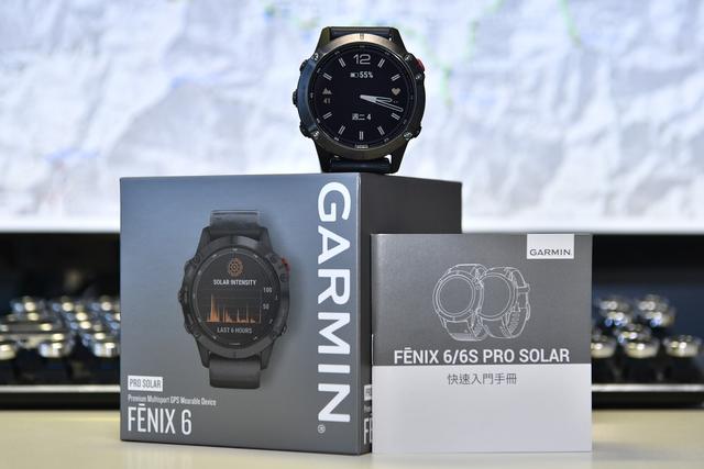 佳明Garmin太陽能戶外運動腕表開箱,大牌手表簡約卻不簡單