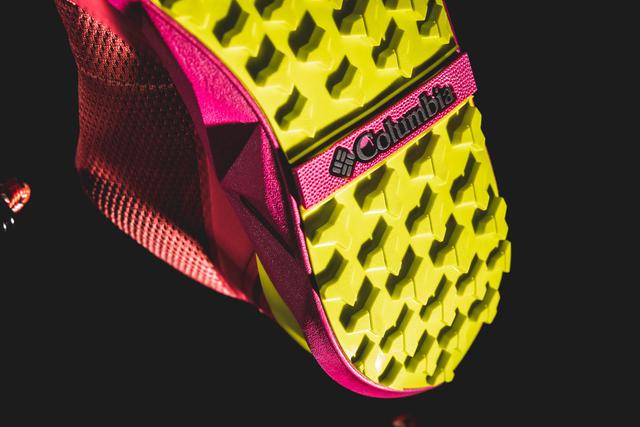 兼具顏值與機能的Columbia哥倫比亞Facet登山鞋,勇敢出走吧