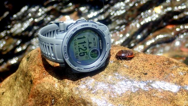 佳明手表好嗎?Garmin佳明Instinct太陽能腕表開箱實測