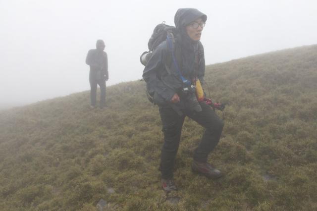 看測評買好貨,攀山鼠klattermusen耐磨登山長褲體驗