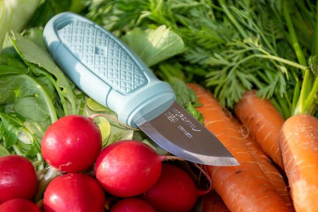 瑞典Mora莫拉短刀,不只戶外也適合日常使用