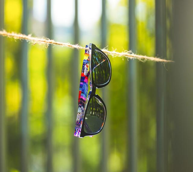 戴太陽眼鏡就是要帥,歐克利OAKLEY聯手日本藝術家山口歷聯名款發布