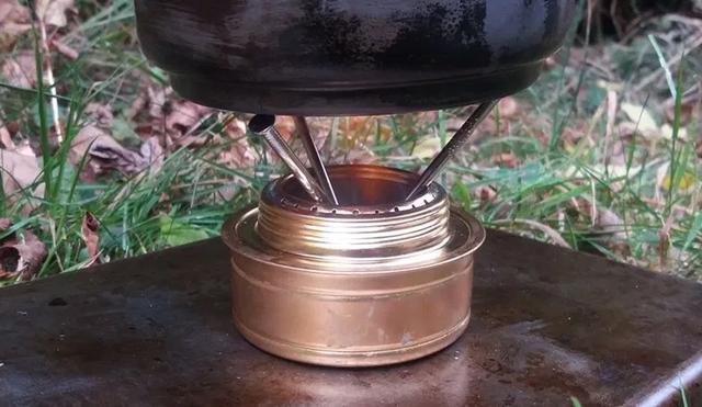 露營知識分享,野外露營時生火可以用的燃料都有哪些?