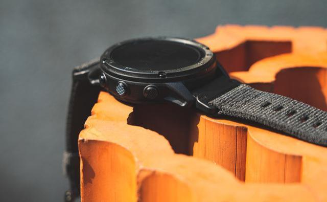 Garmin佳明Tactix Delta太陽能戰術腕表開箱,軍迷愛好者不容錯過