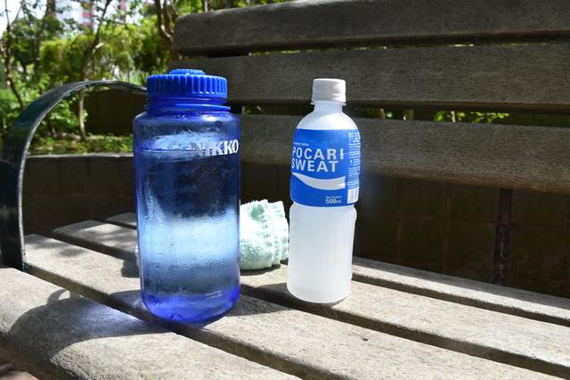 登山要帶多少水上山?了解戶外爬山喝水的注意事項