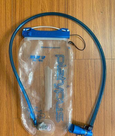 解決戶外帶水不便,Platypus鴨嘴獸水袋使用體驗