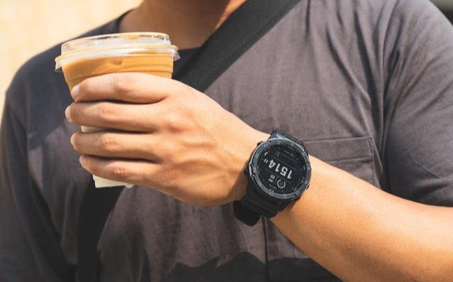 Garmin佳明Tactix Delta太陽能戰術腕表開箱,軍迷愛好者不容錯過