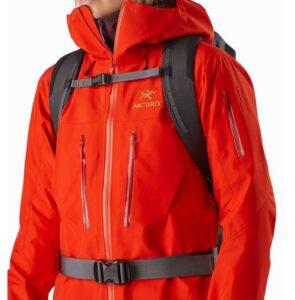 沖鋒衣推薦,多年穿著登山沖鋒衣的經驗分享