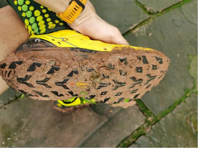 KAILAS凱樂石的旗艦級越野跑山鞋—FUGA PRO 3測評