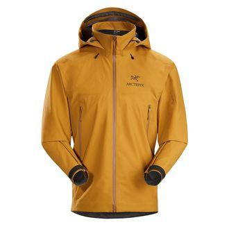 沖鋒衣推薦,多年穿著登山沖鋒衣的經驗分享