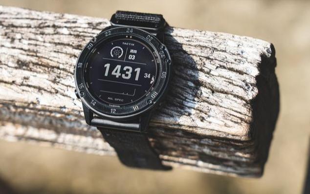 Garmin佳明Tactix Delta太陽能戰術腕表開箱,軍迷愛好者不容錯過