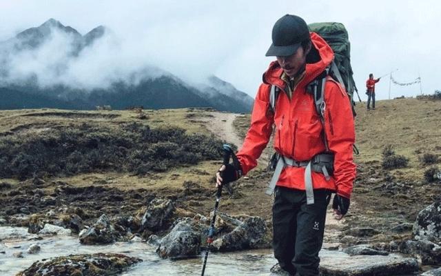 戶外徒步登山一定要穿Gore-Tex沖鋒衣外套嗎?