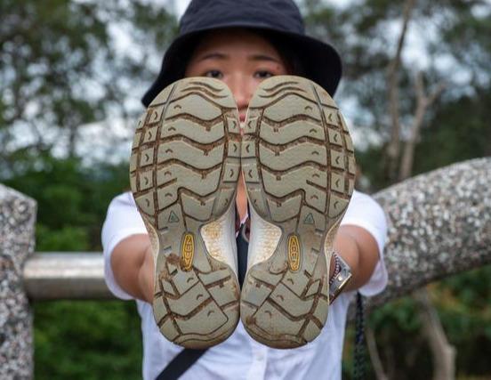 KEEN輕量涼鞋實測,女孩夏天光腳穿涼鞋是一種什么樣的體驗?