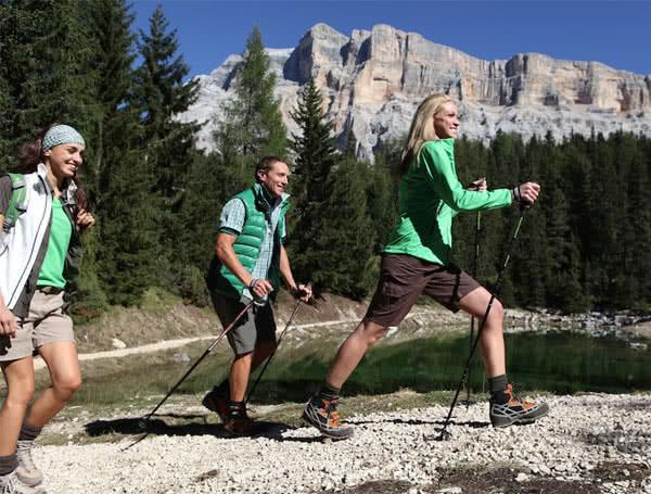 登山杖怎么選?如何一次買對?挑選登山杖詳細選購指南