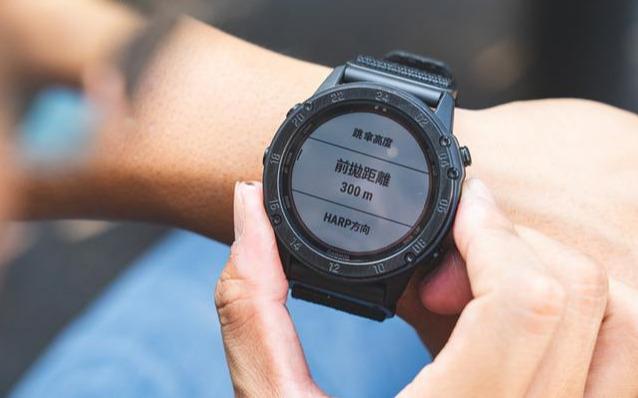 Garmin佳明Tactix Delta太陽能戰術腕表開箱,軍迷愛好者不容錯過
