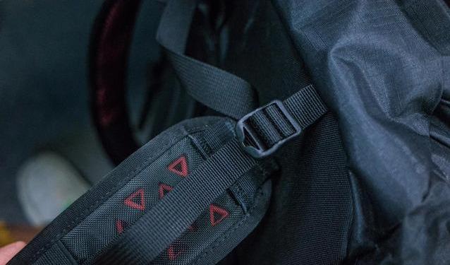 小眾戶外品牌,Boreas北風之神多用途防水背包開箱