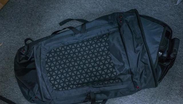 小眾戶外品牌,Boreas北風之神多用途防水背包開箱