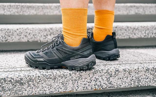 徒步鞋推薦,Mammut猛犸象徒步鞋實穿開箱體驗