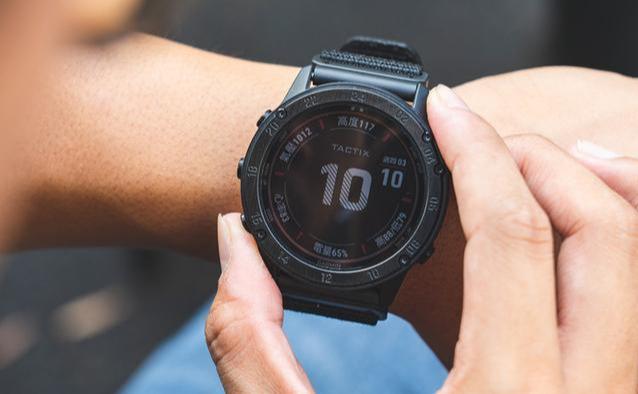 Garmin佳明Tactix Delta太陽能戰術腕表開箱,軍迷愛好者不容錯過