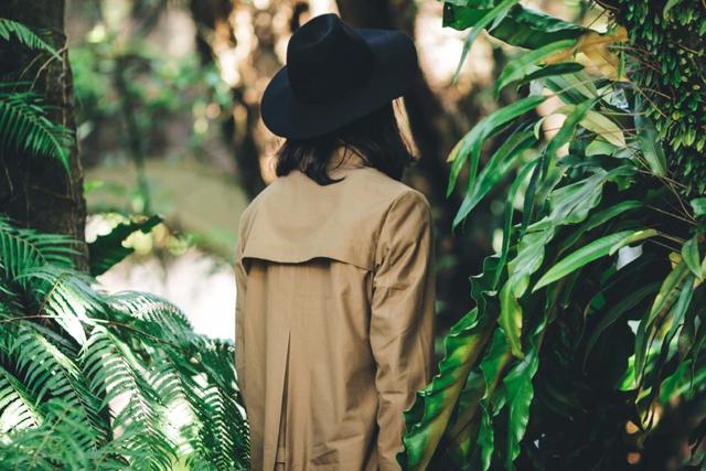 征服日本潮人60年的戶外品牌snow peak,城市與戶外的大衣穿搭