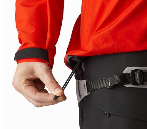 沖鋒衣推薦,多年穿著登山沖鋒衣的經驗分享