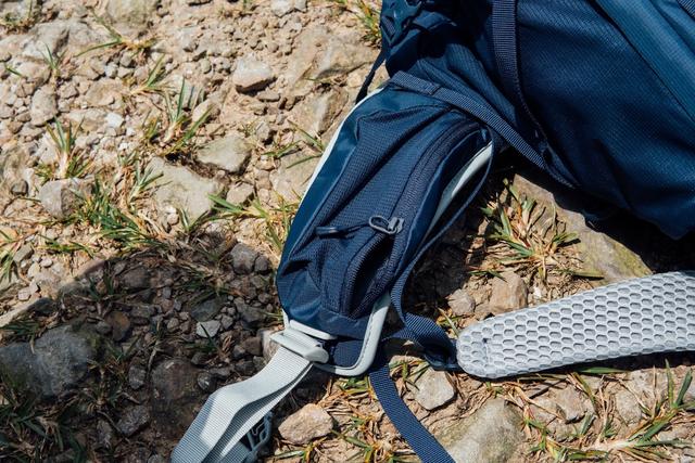 秋季的徒步登山活動(dòng),這款新手可選擇的Lowe Alpine背包開箱體驗(yàn)