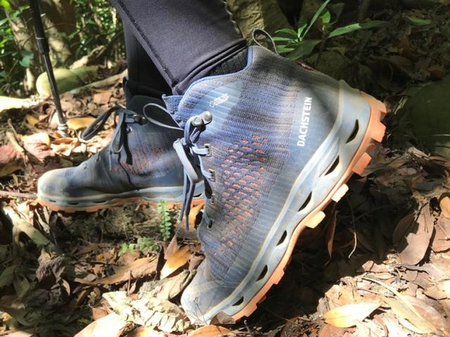 這個戶外品牌穿的人少,奧地利Dachstein達赫斯坦中幫防水登山鞋實測