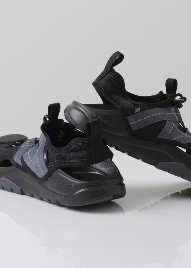 輕裝上山,5款適合秋天郊游的機能風戶外涼鞋