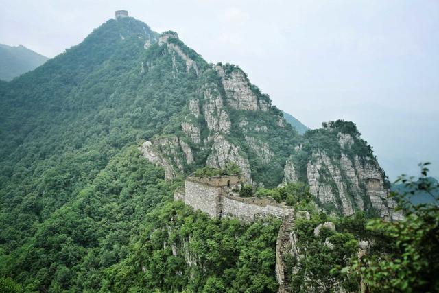 值得去的“野長(zhǎng)城”,沒有攀爬經(jīng)驗(yàn)和膽量的別去攀登箭扣長(zhǎng)城
