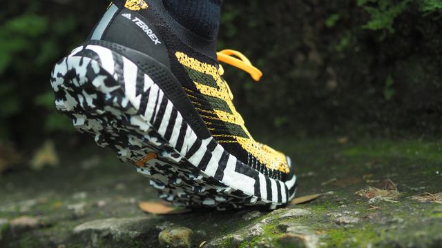 adidas阿迪達(dá)斯TERREX戶外運(yùn)動(dòng)鞋實(shí)測(cè)感受,到底有多舒服?