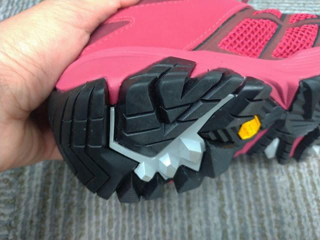 美國戶外品牌MERRELL邁樂,新手的第一雙中幫防水登山鞋