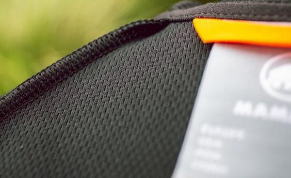 Mammut猛犸象軟殼外套好在哪?看我為你親身實測體驗