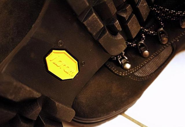 戶外需要一雙好鞋,SCARPA 登山鞋開箱