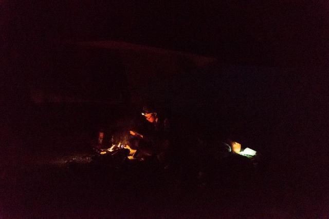 登山頭燈選購指南,一盞點亮在深山老林中的明燈