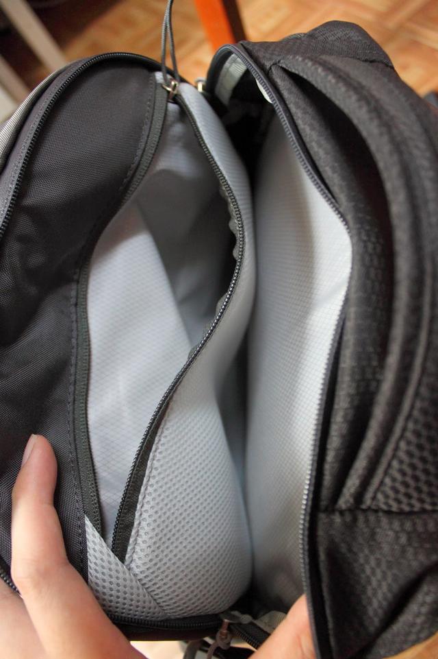 小鷹Osprey Momentum開箱,一款可以城市通勤騎行使用的背包