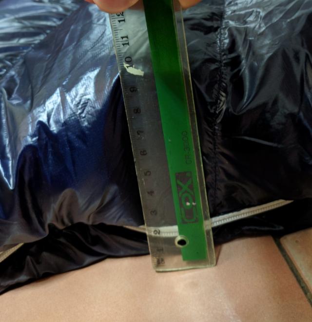 土撥鼠Marmot羽絨絨睡袋開(kāi)箱,戶外野營(yíng)還是要靠睡袋