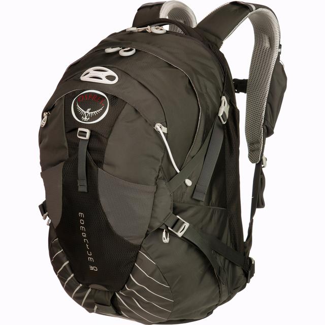 小鷹Osprey Momentum開箱,一款可以城市通勤騎行使用的背包