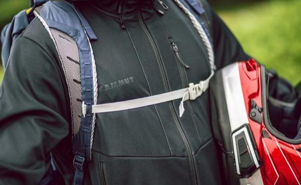 Mammut猛犸象軟殼外套好在哪?看我為你親身實測體驗