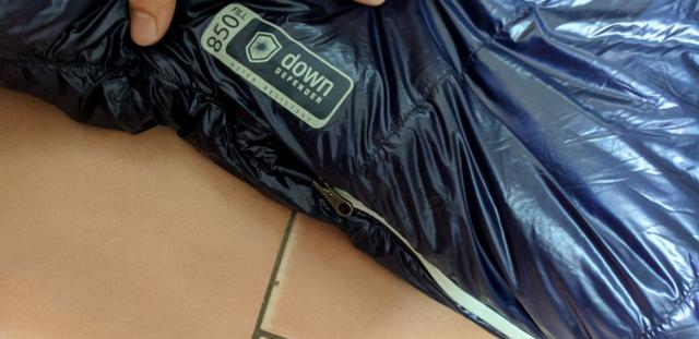 土撥鼠Marmot羽絨絨睡袋開(kāi)箱,戶外野營(yíng)還是要靠睡袋